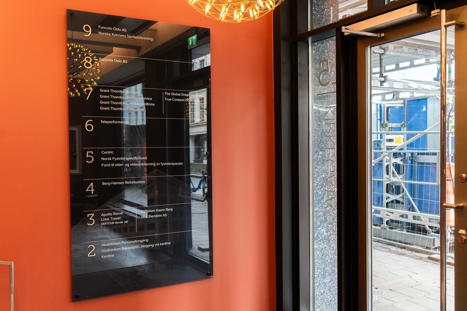 Inngangsparti Galleribilde