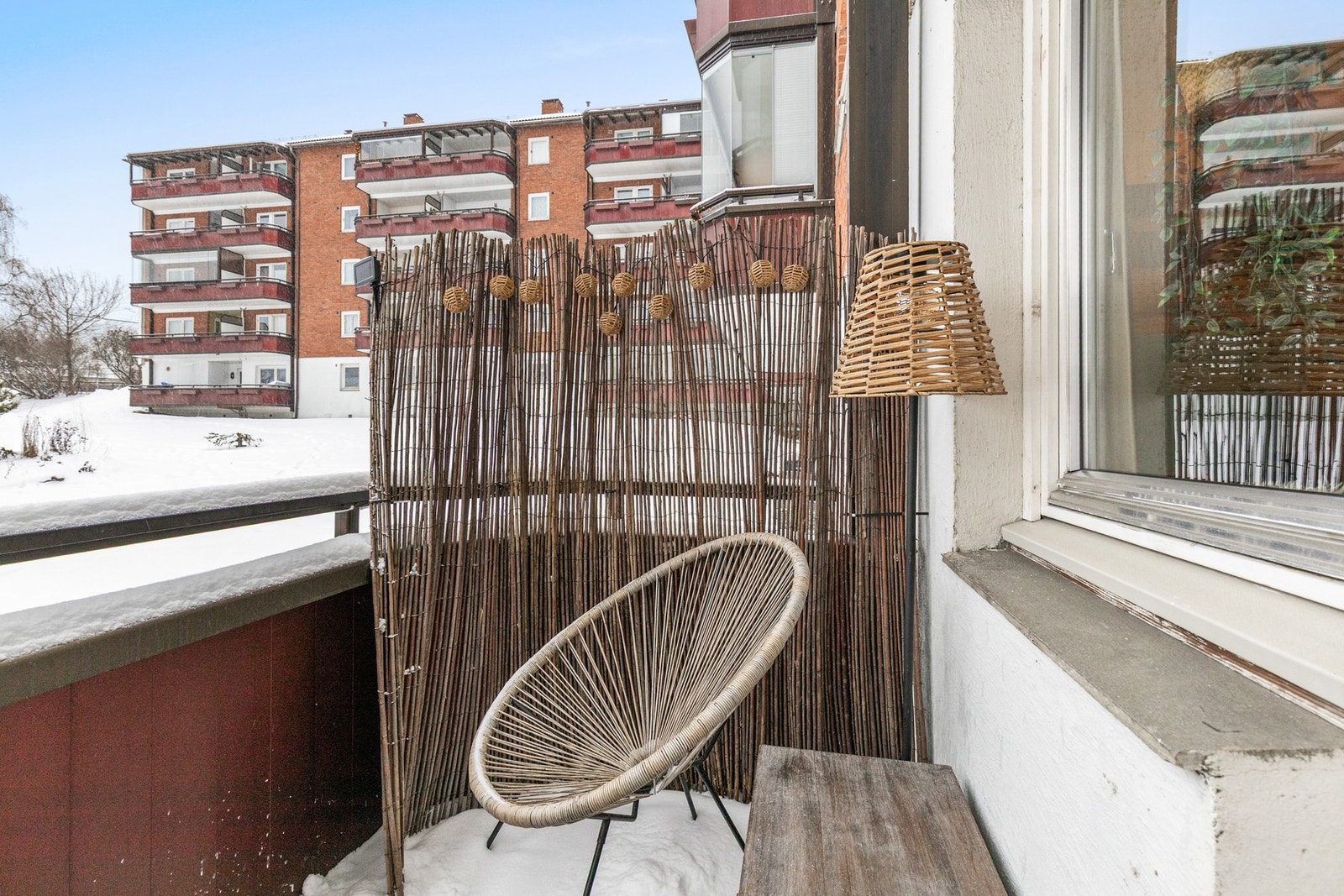 Flott balkong på 4 m² med utgang fra stuen. Galleribilde