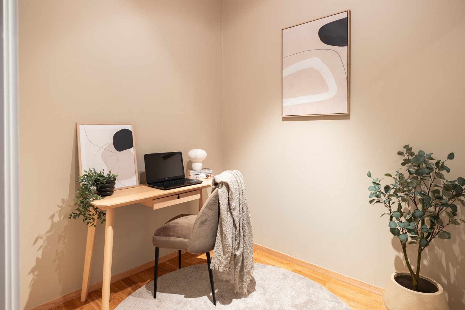 Intern bod med mange mulige bruksområder. Galleribilde