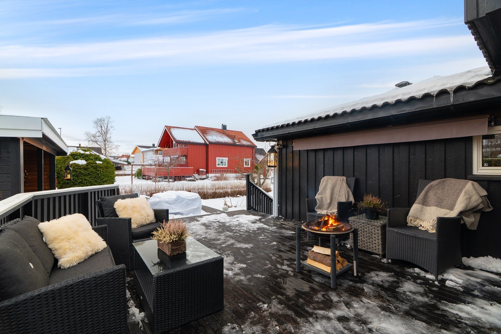 Til sammen har du her over 100 kvadratmeter med terrasse Galleribilde