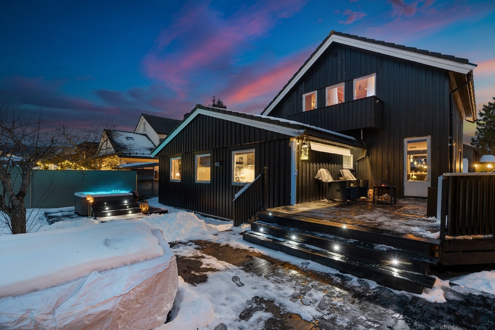 Innbydende og romslig enebolig med utleiedel og skattefrie leieinntekter Galleribilde