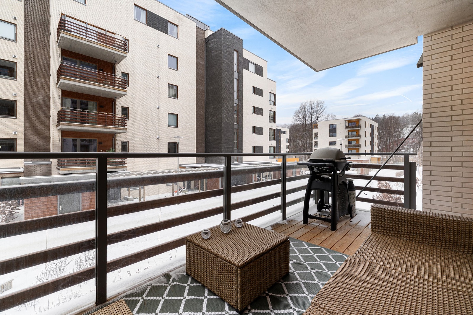 Det er tillatt med elektrisk- og gassgrill på balkongen. Galleribilde