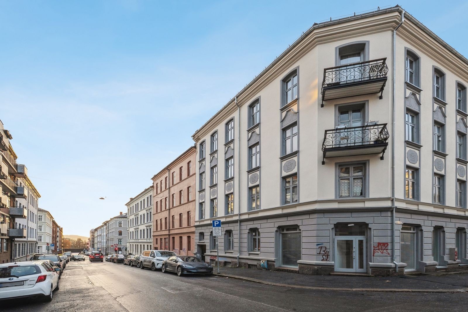 Fasade, boligen ligger sentralt på øver Løkka! Galleribilde