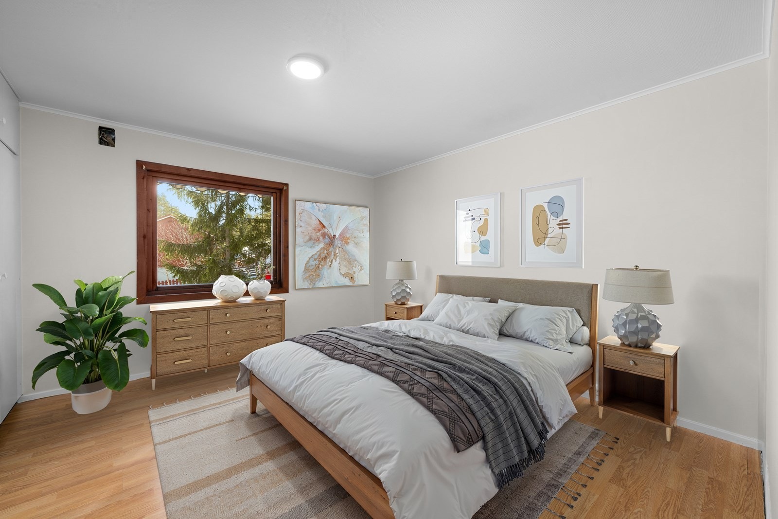 Leilighet i første etasje Galleribilde