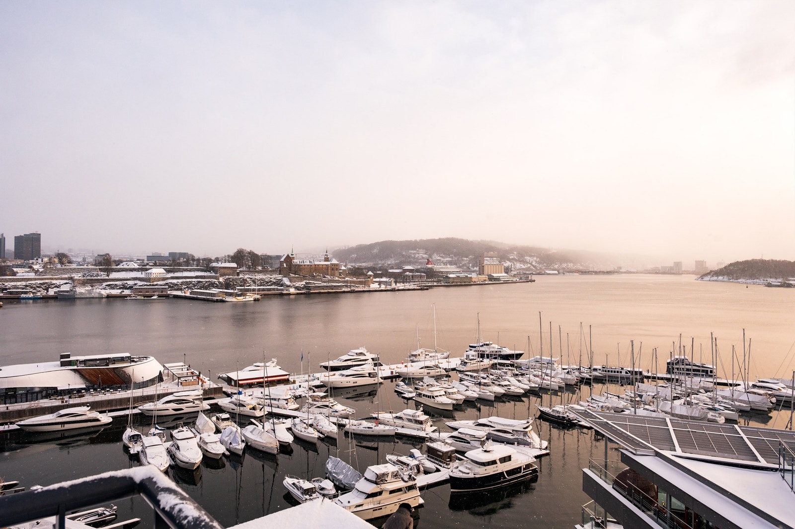 Utsikt fra takterrassen. Galleribilde