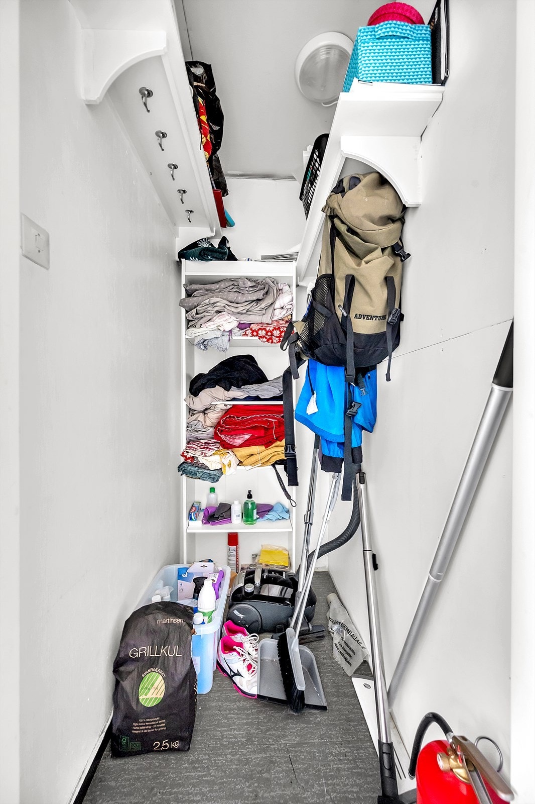 Innvendig bod. Galleribilde