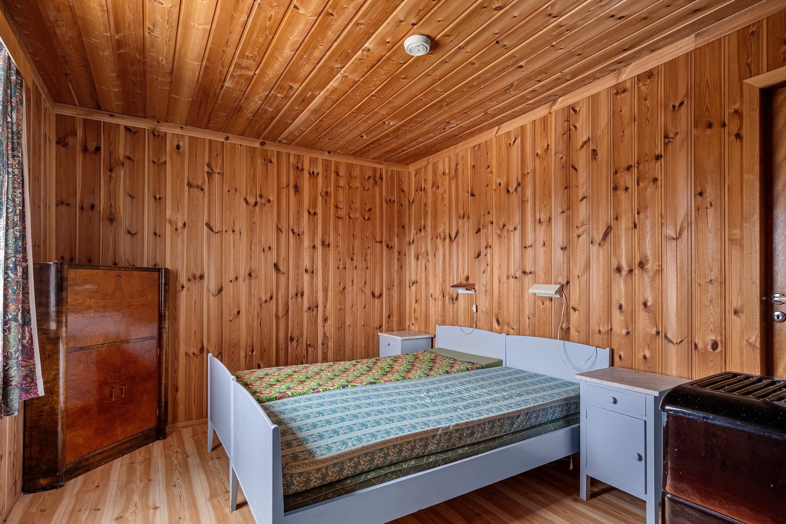 Soverom i 1. etasje på 10,5 kvm. Galleribilde