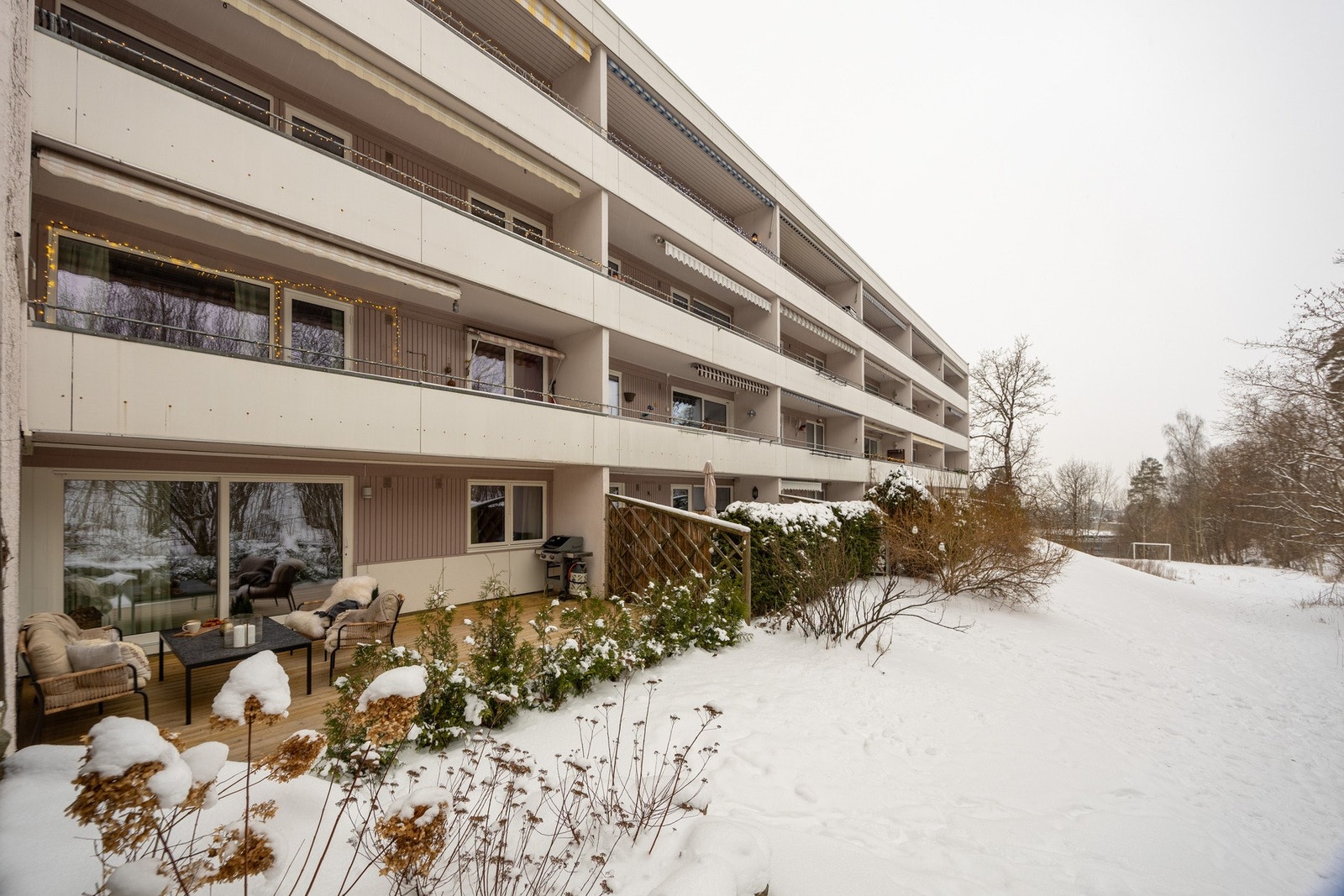 Her bor man rolig og usjenert. Galleribilde