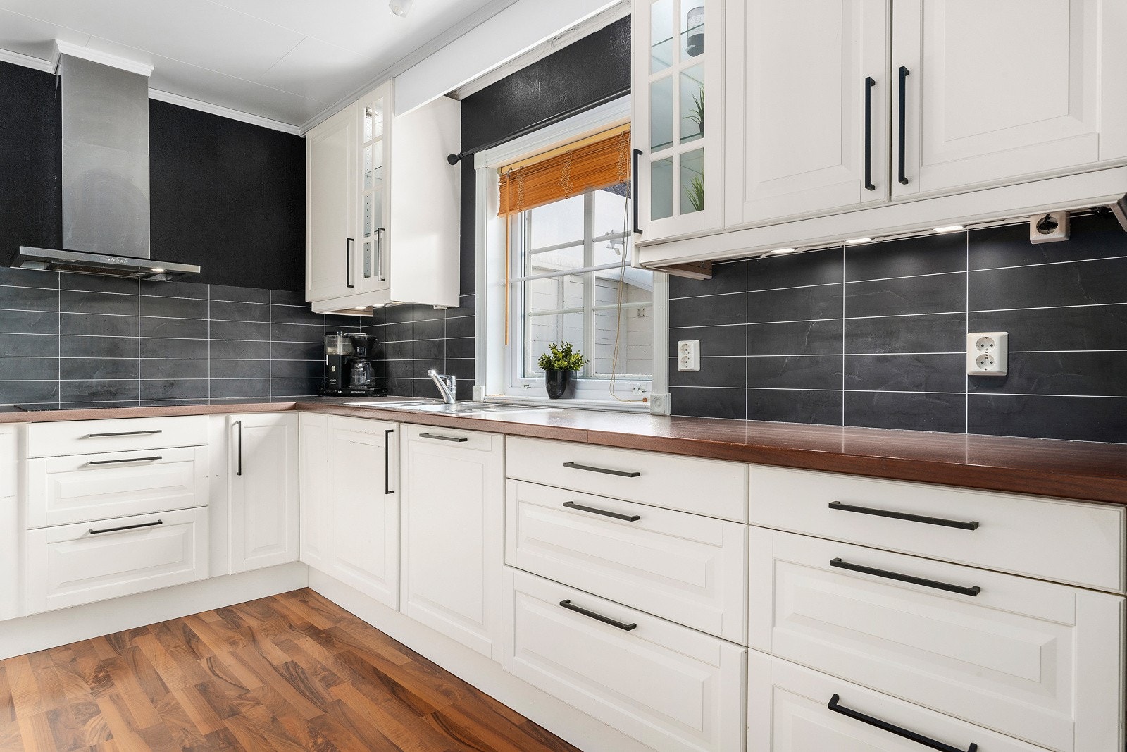 Her kan du stå å kokkelere mens du nyter utsikte mot fastlandet. Galleribilde