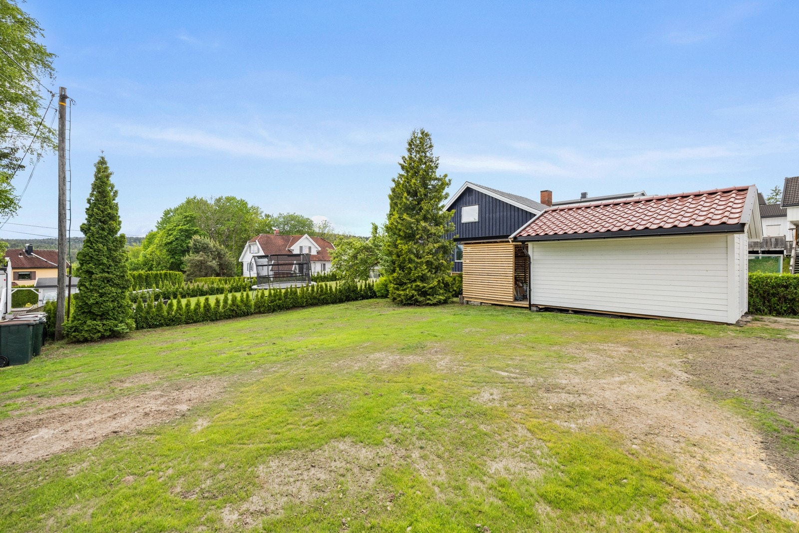 Nytt uthus på tomten. Galleribilde