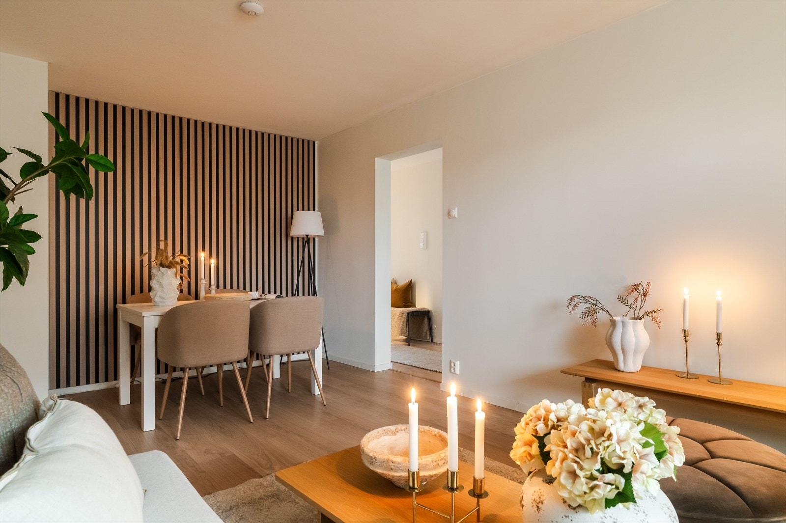 En pen og sentrumsnær aksjeleilighet med beliggenhet i tredje etasje. Galleribilde