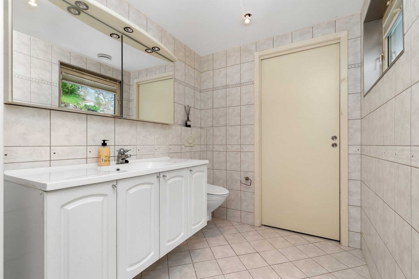 Leilighet: Toalett Galleribilde