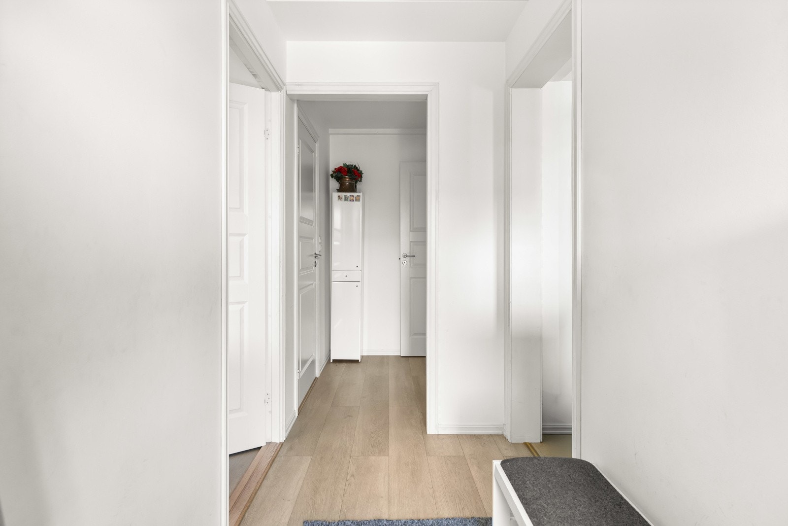 Velkommen inn i entreen. Galleribilde