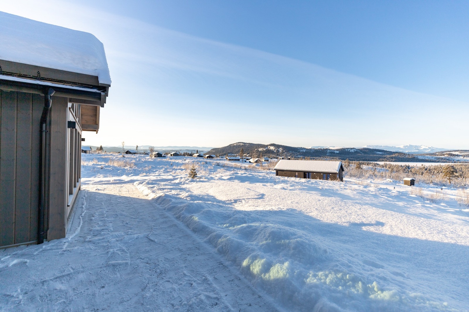 Herfra kan den spektakulære utsikten og den flotte naturen nytes på de fine værdagene Galleribilde