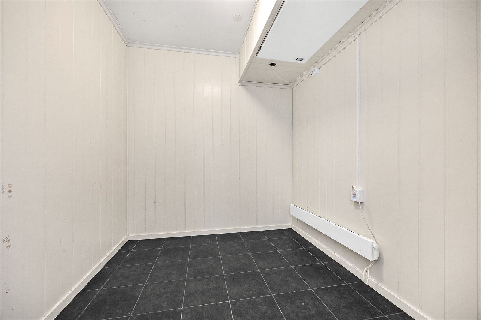 Tilliggende bod. Galleribilde