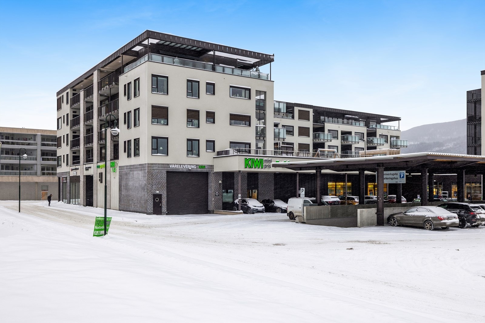 Sentral leilighet med kort vei til byens fasiliteter. Galleribilde