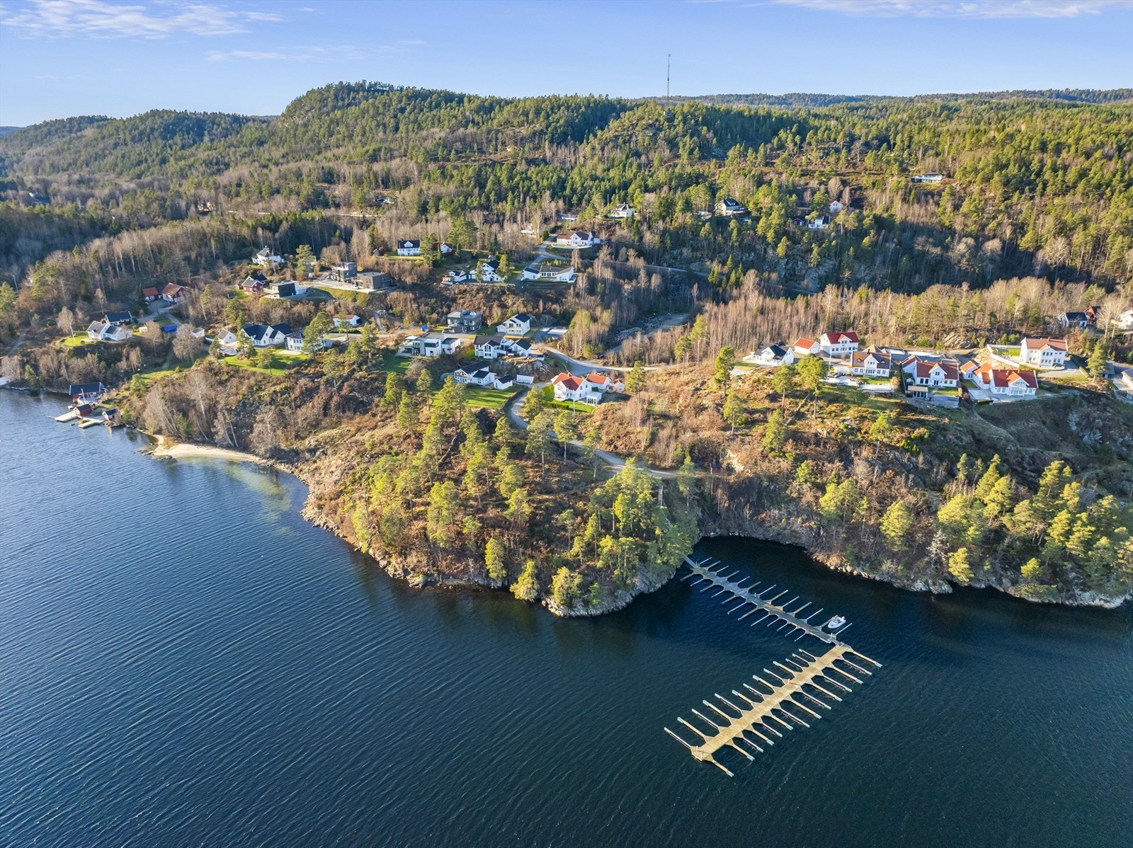 Utsikten, et flott og sjønært boligfelt i Tvedestrand. Få minutter fra sentrum. Galleribilde
