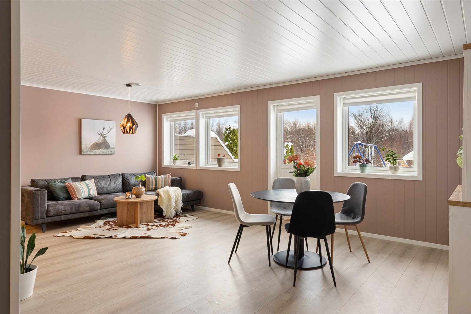 DNB Eiendom v/Magnus Kristiansen har gleden av å presentere Skuggedalveien 11A! Galleribilde