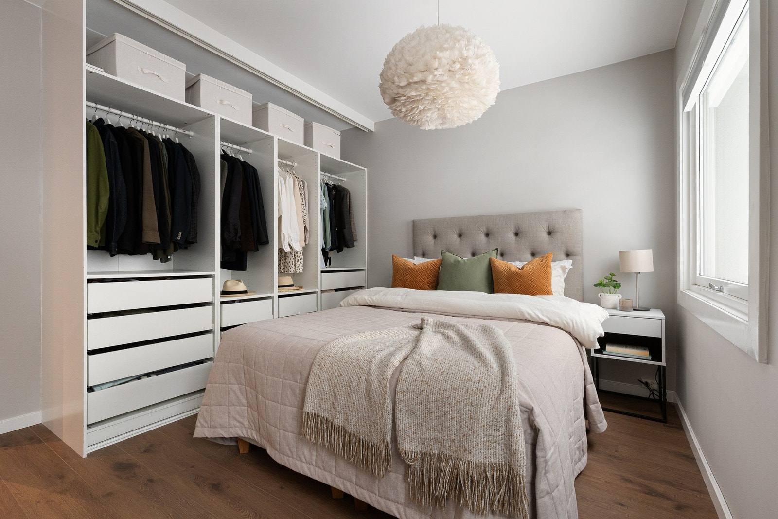 Det er romslig garderobeløsning Galleribilde