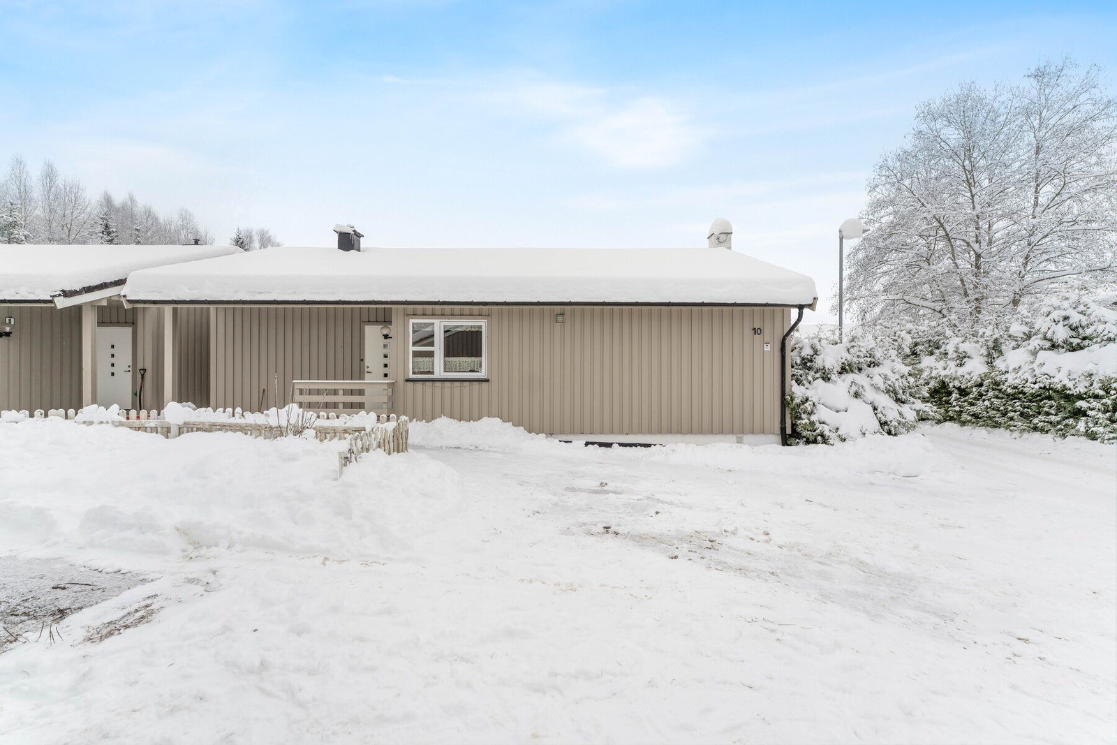 Fredelig og rolig beliggenhet i barnevennlig boligfelt på Dal. Galleribilde