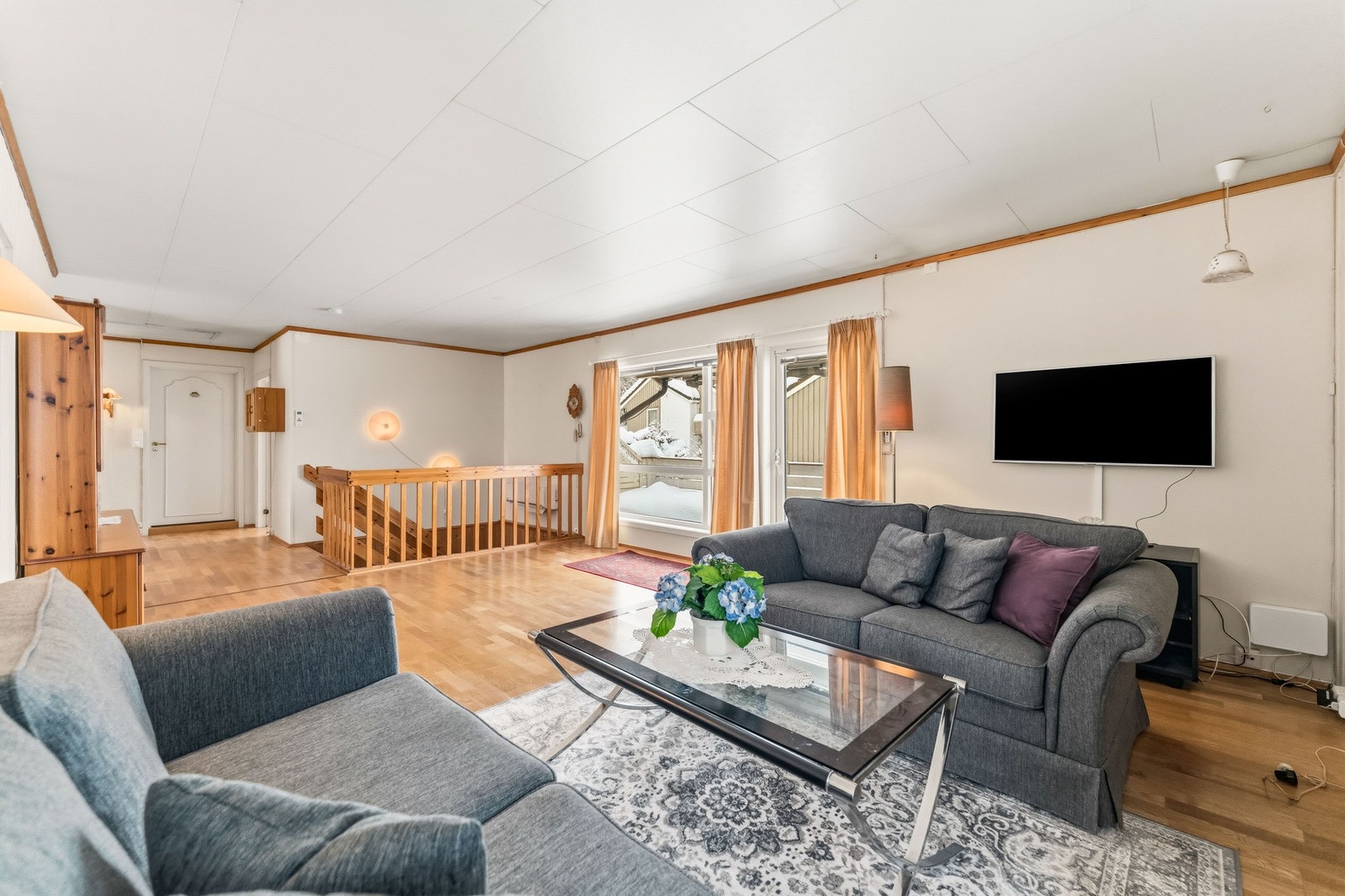 Boligen har en god planløsning over 2 plan. Galleribilde