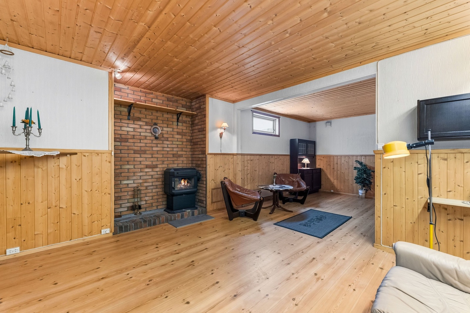 Behagelig varme via vedovn. Galleribilde