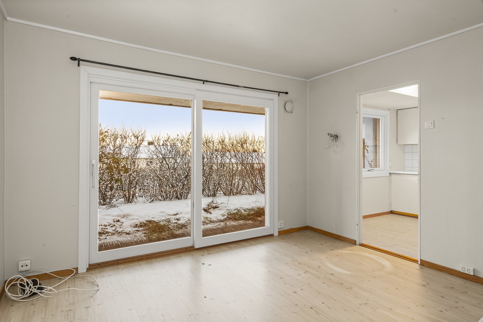 Arealeffektiv 1-roms andelsleilighet med behov for oppussing Galleribilde