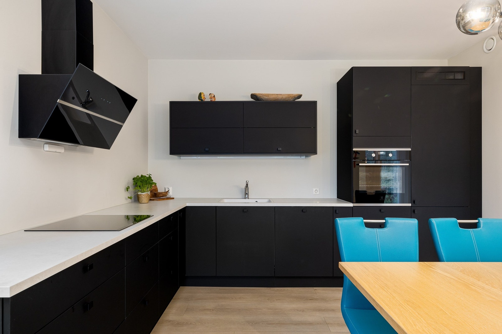 Kjøkkeninnredning fra Strai Galleribilde