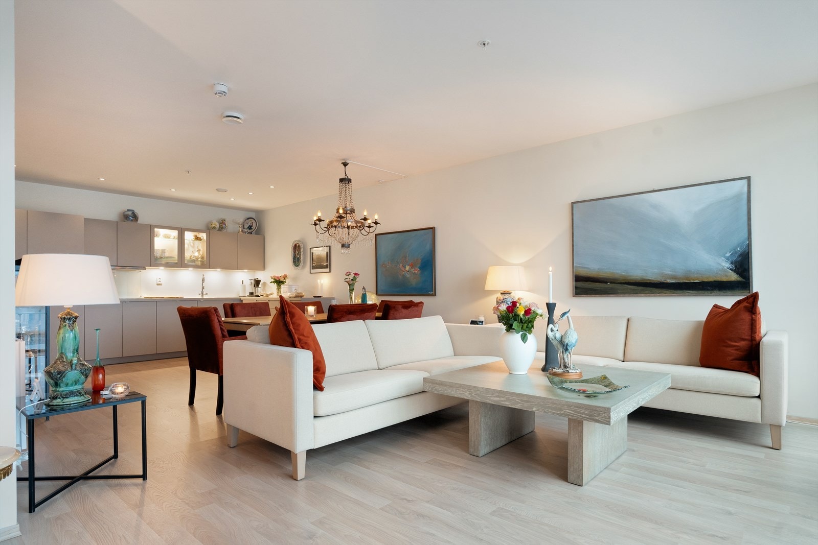 Åpen stue/kjøkkenløsning Galleribilde