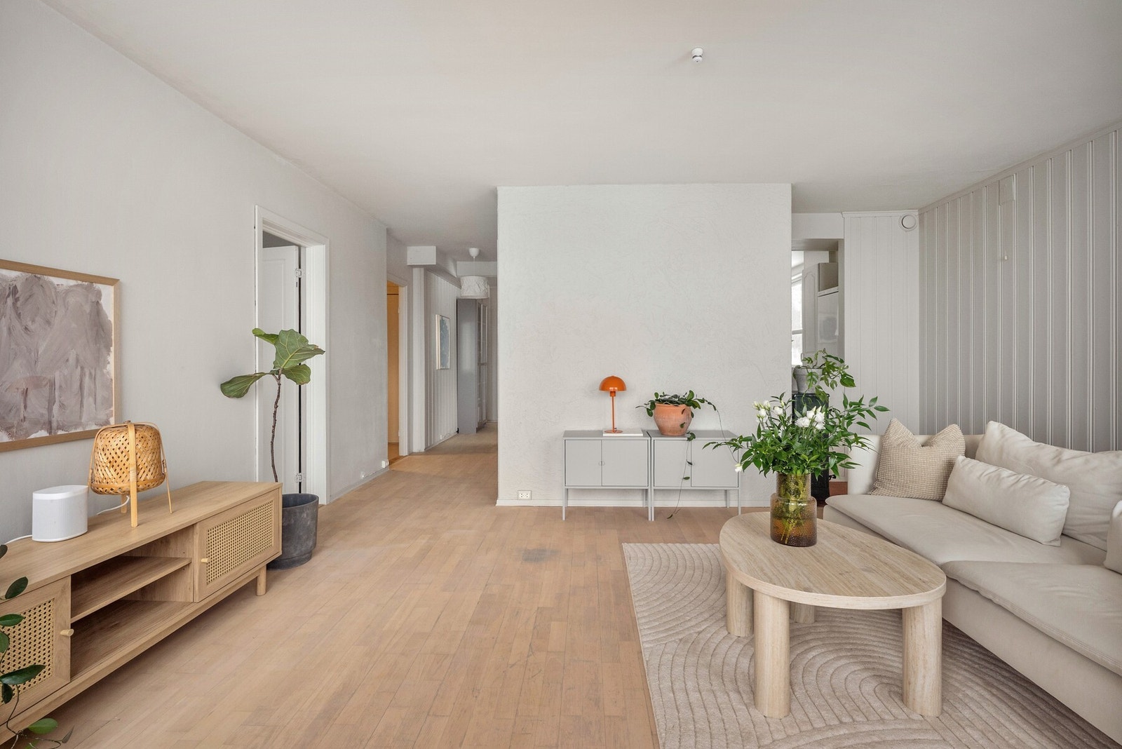 Vedfyrt peisovn gir ekstra hygge på kalde dager. Galleribilde