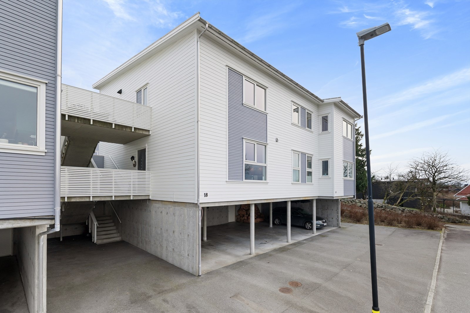 Sameiet består av 18 seksjoner. Galleribilde