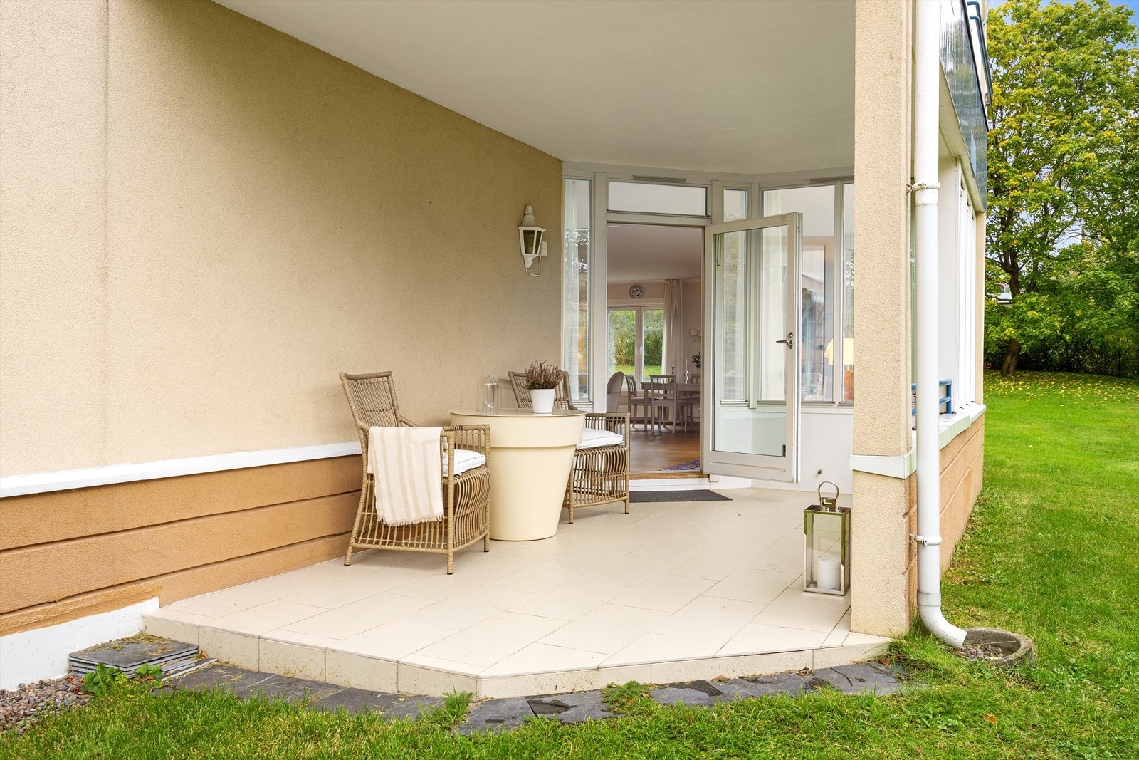 Skjermet uteplass Galleribilde