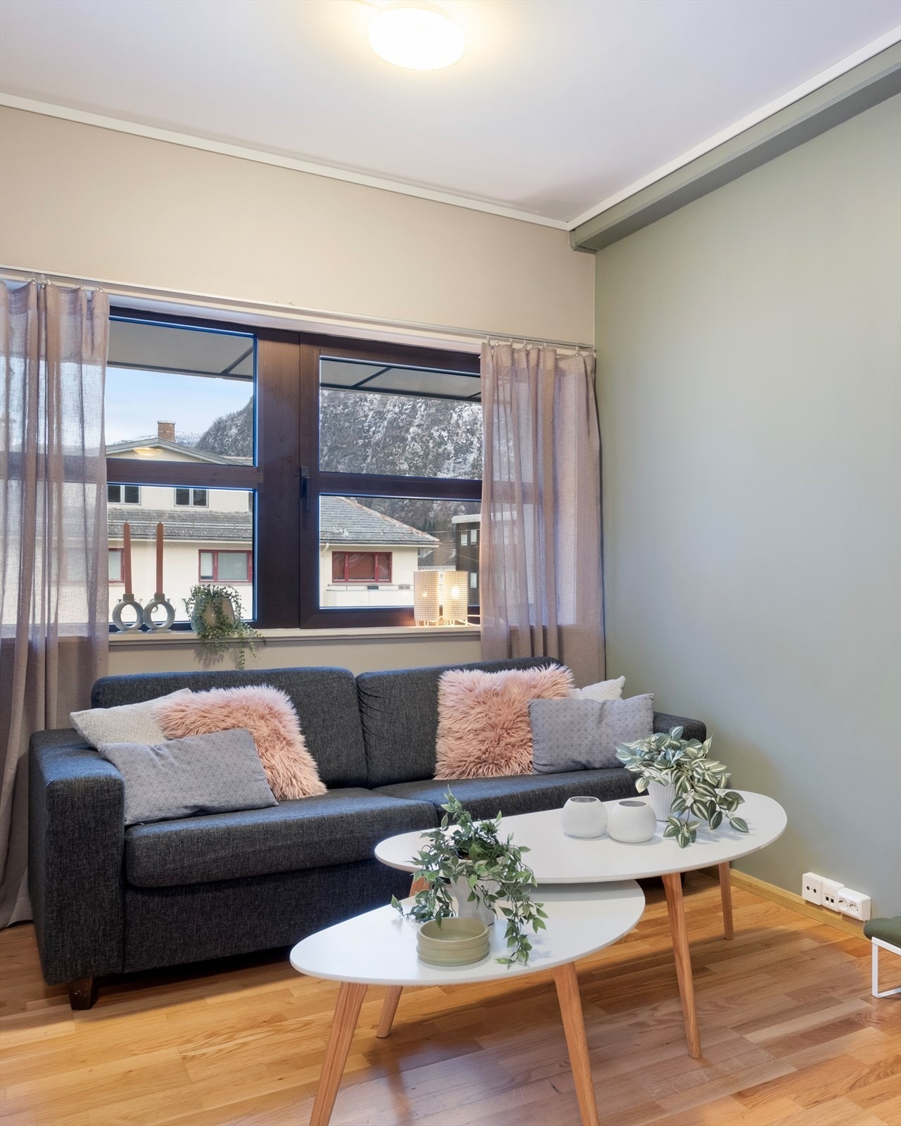 Koseleg tv-krok. Galleribilde