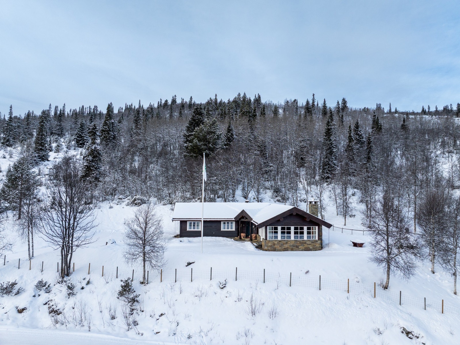 Velkommen til Hingsavegen 37 (Foto: Pål Harald Uthus) Galleribilde