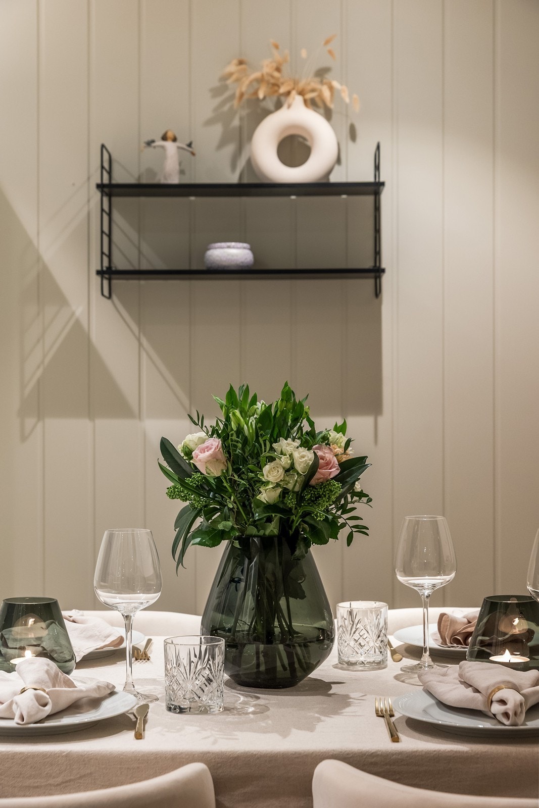 Her er det god plass til et spisebord for hyggelige sammenkomster. Galleribilde