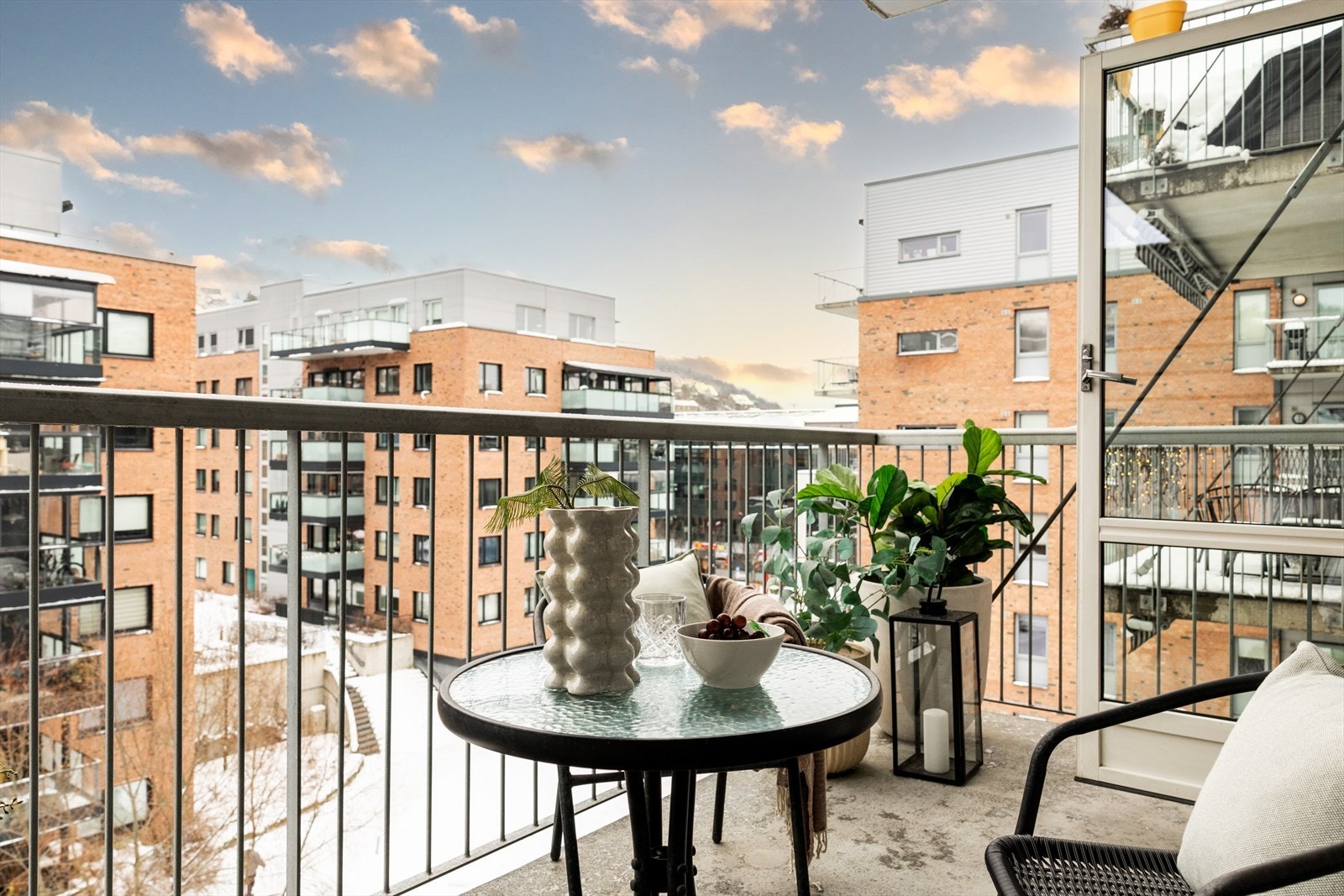 - Henrik Carlyle v/Nordvik har gleden av å presentere Turbinveien 5. Foto: Pontus v/Bygdøy Allé Boligfoto AS - Galleribilde