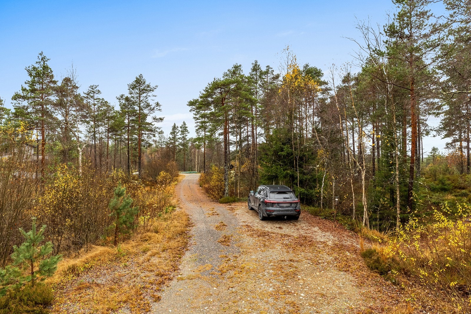 Gode parkeringsmuligheter på egen tomt ved ankomst. Galleribilde