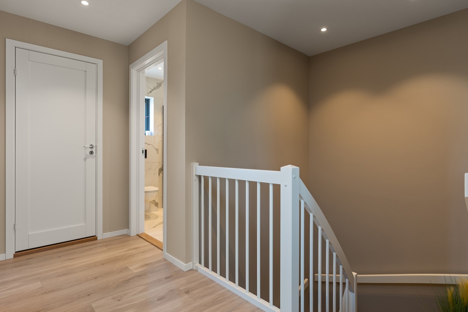 Gang i 2. etasje. Galleribilde