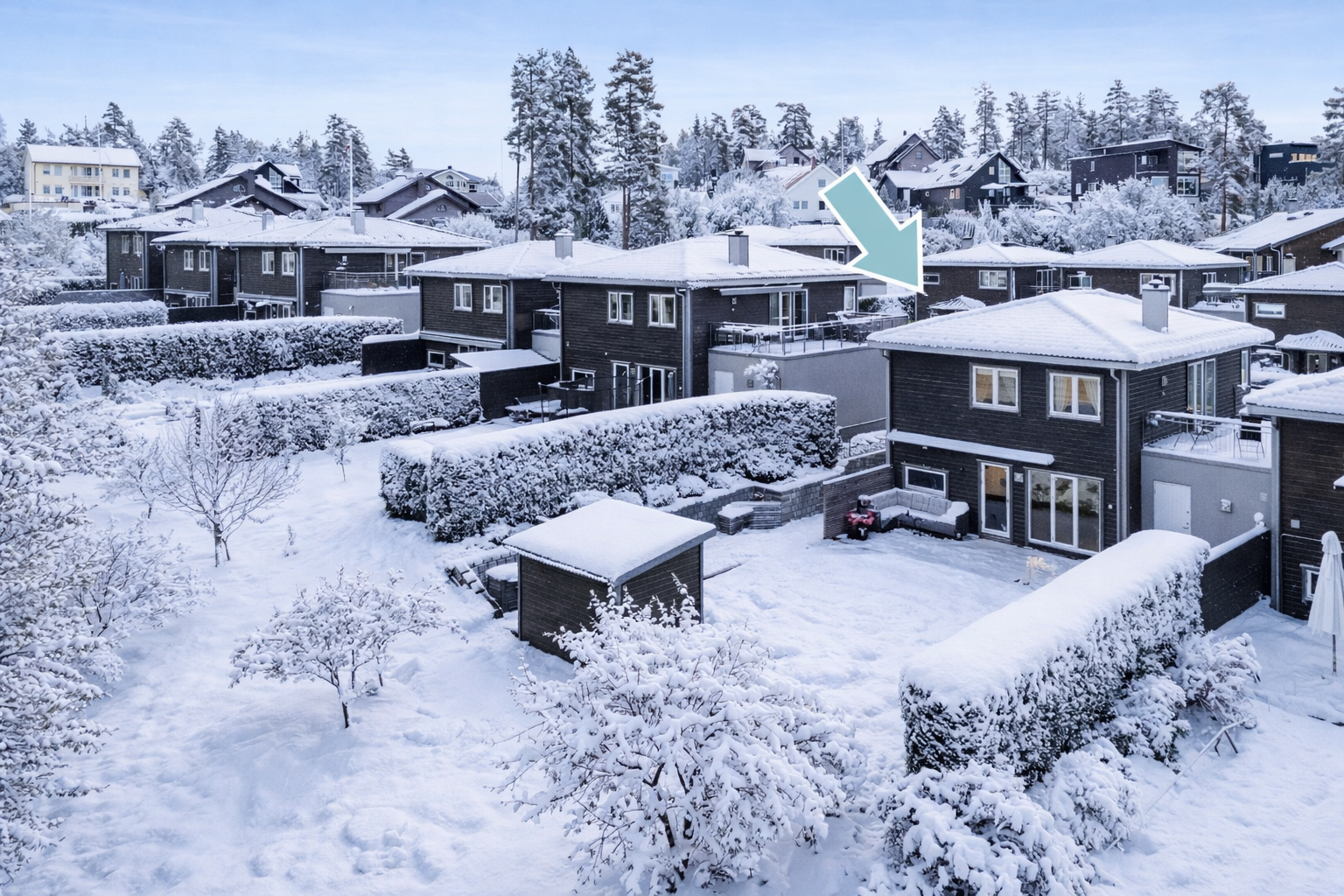 Eiendommen har en fin beliggenhet på Øvreskogen.
Bildet er AI generert. Galleribilde