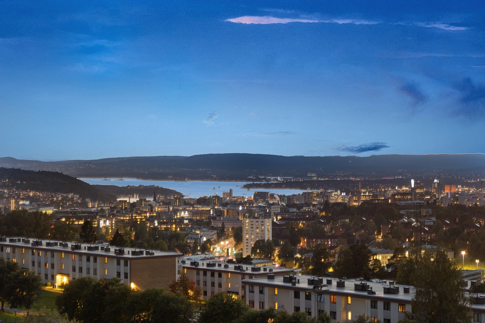 Utsikt fra balkong Galleribilde