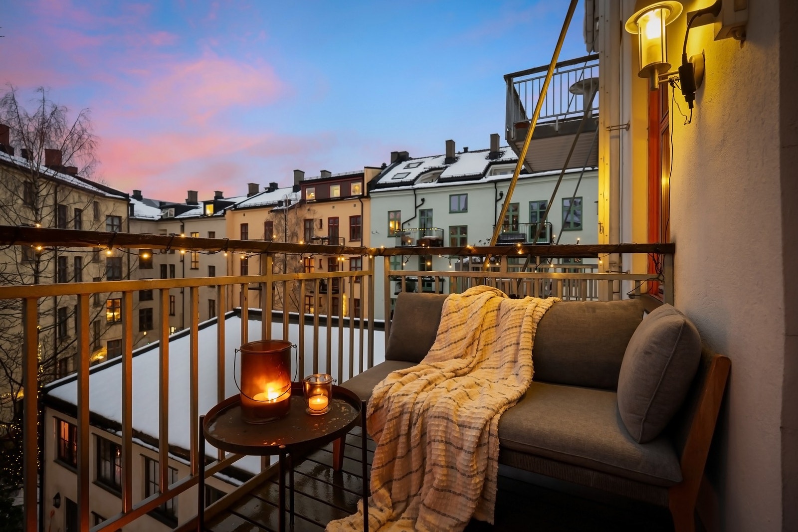 Balkongdør med 2-lags glass og vinduer med 3-lags glass. Galleribilde