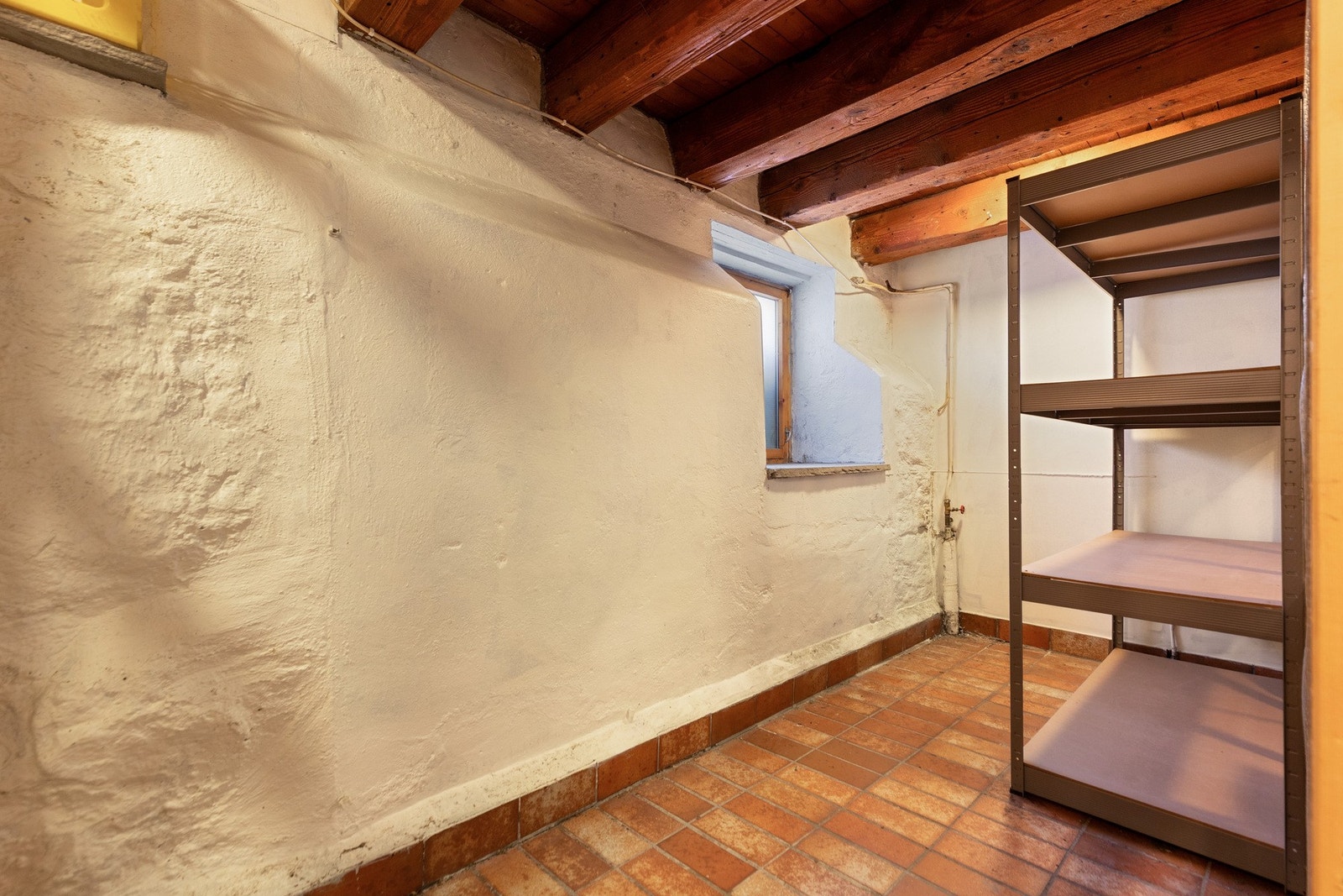 I tillegg medfølger det en praktisk bod på ca. 6 m² i kjeller. Galleribilde