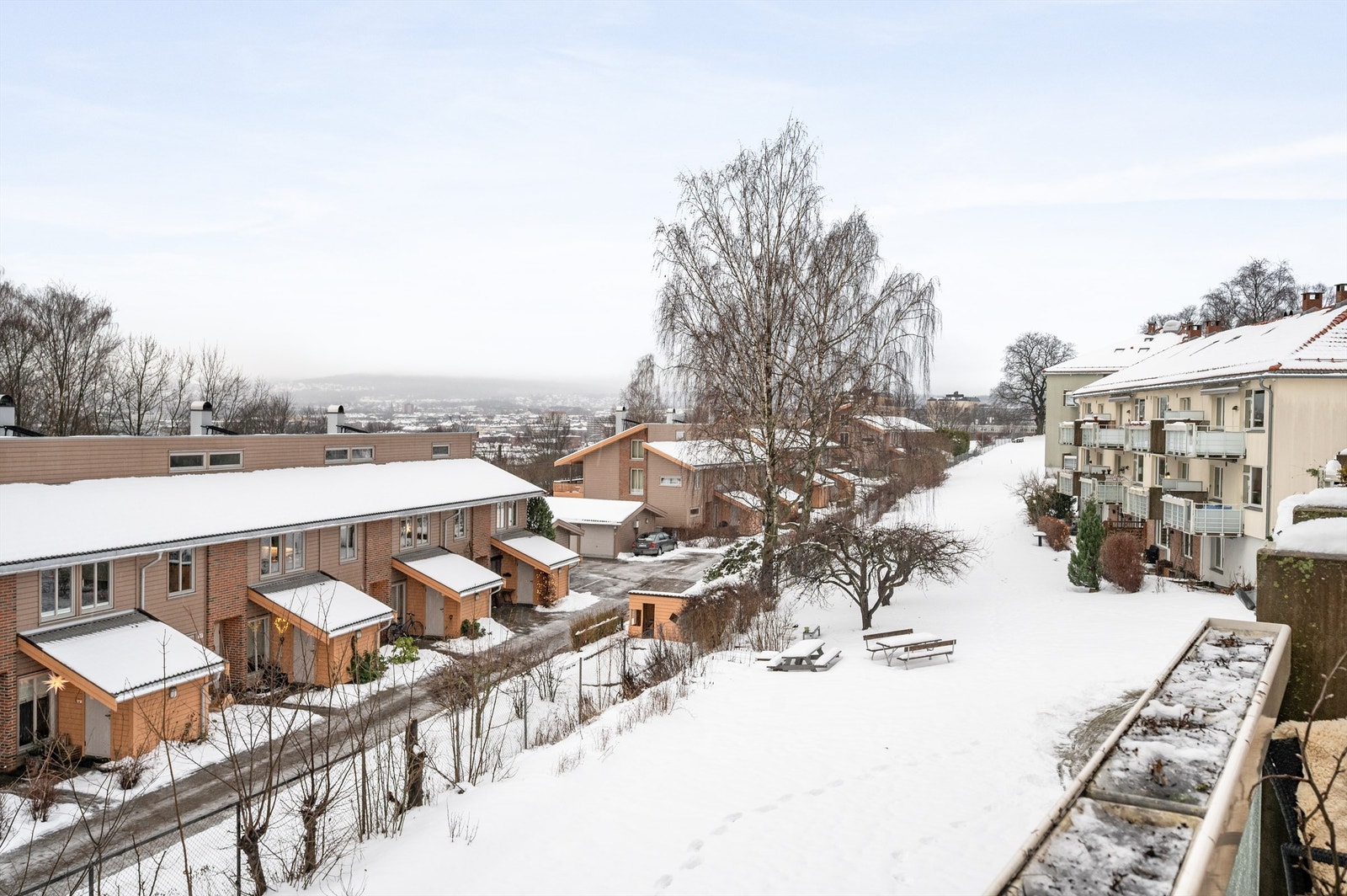 På klare dager strekker utsikten seg helt til Holmenkollen i det fjerne. Galleribilde