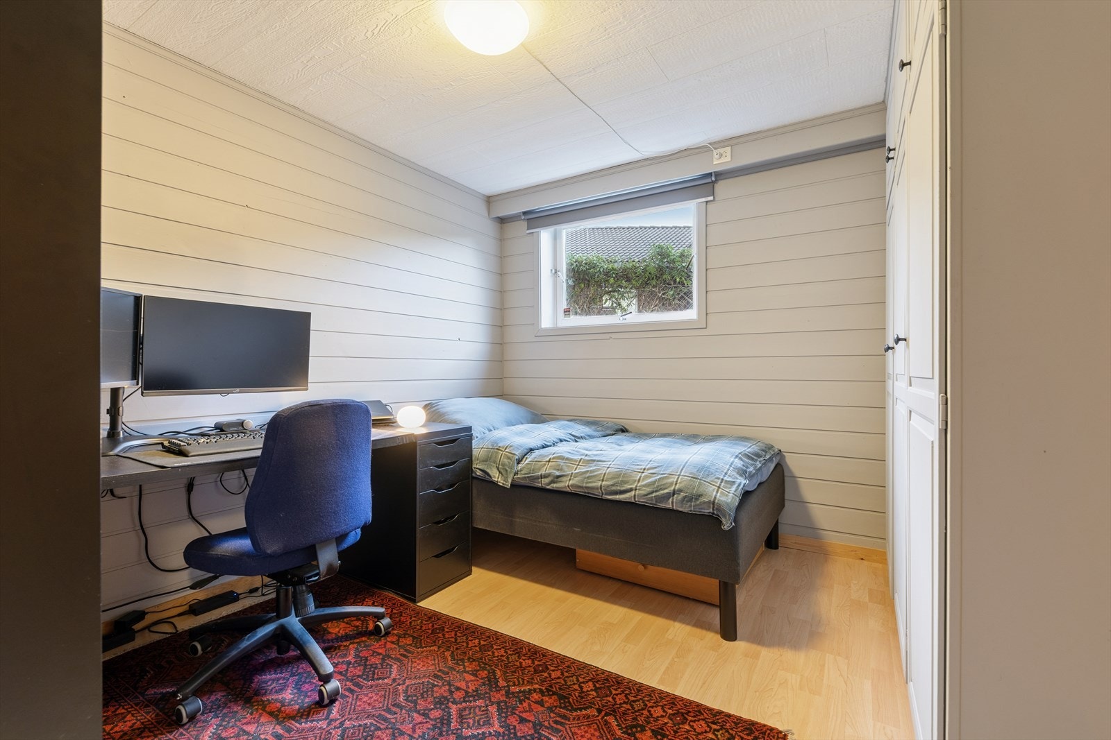 Rom innredet som soverom. Rommet er utstyrt med garderobe og har ellers god plass (se punkt "ferdigattest"). Galleribilde