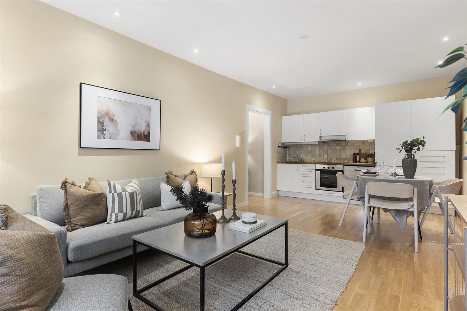 Åpen og sosial løsning som gjør det enkelt å samle venner til middag og prat. Galleribilde