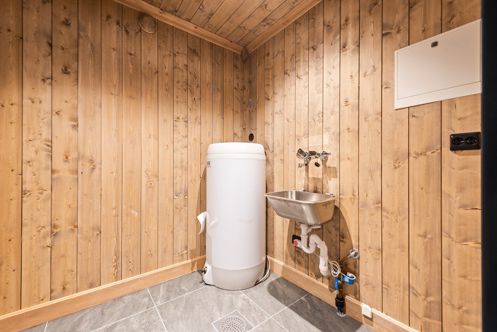 Vaskerom Galleribilde