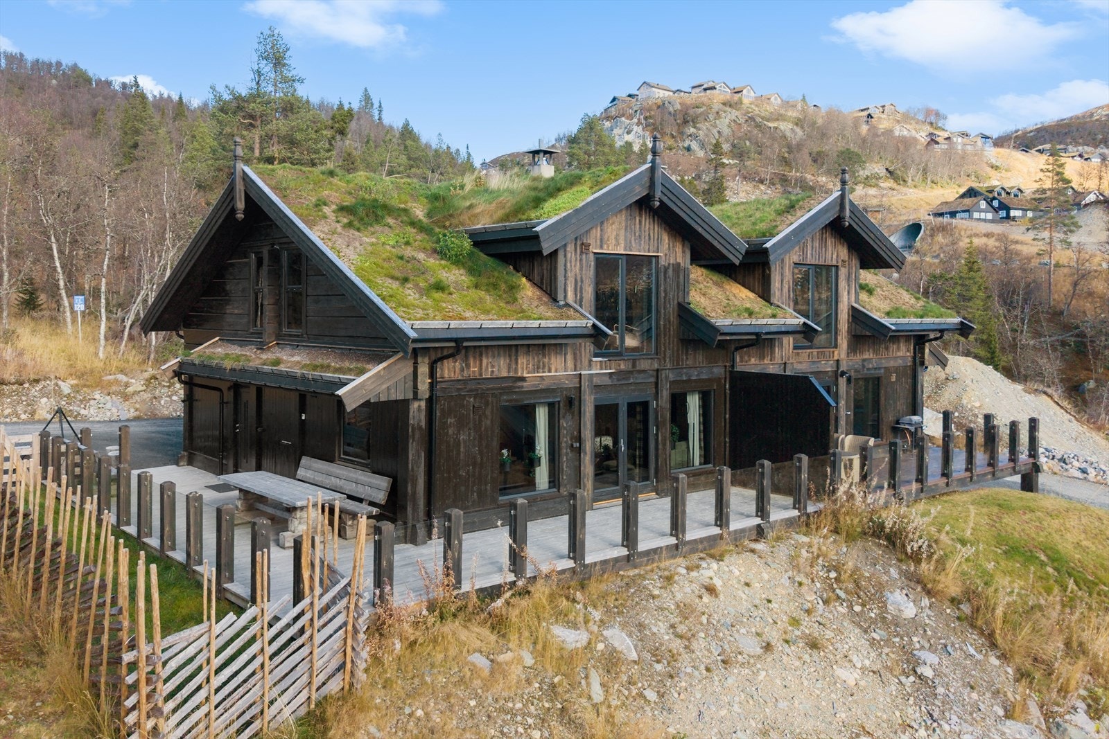 DNB eiendom v/ Jeanette Arnesen-Eriksrød har gleden av å presentere Solheimsvegen 23! Galleribilde