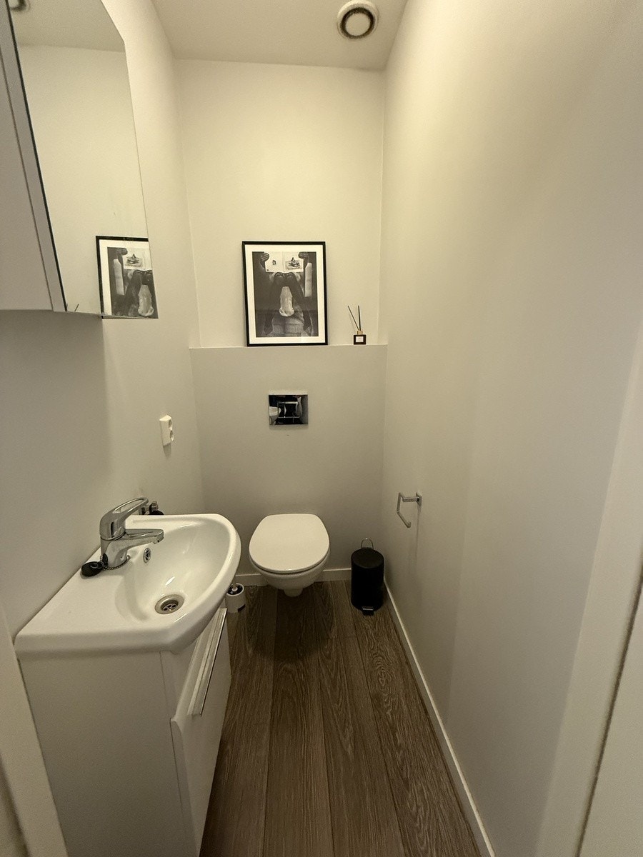 Separat toalett Galleribilde