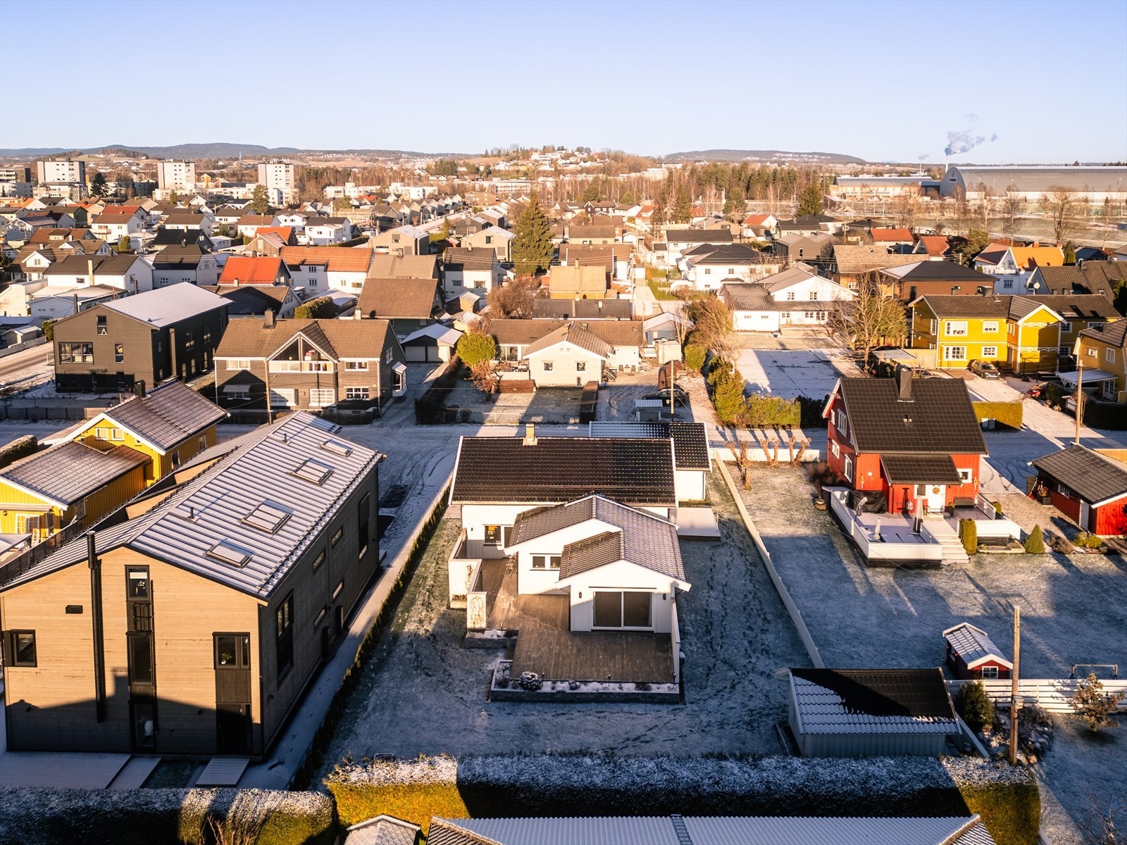 Boligområdet har en blanding av moderne og tradisjonelle hus. Galleribilde