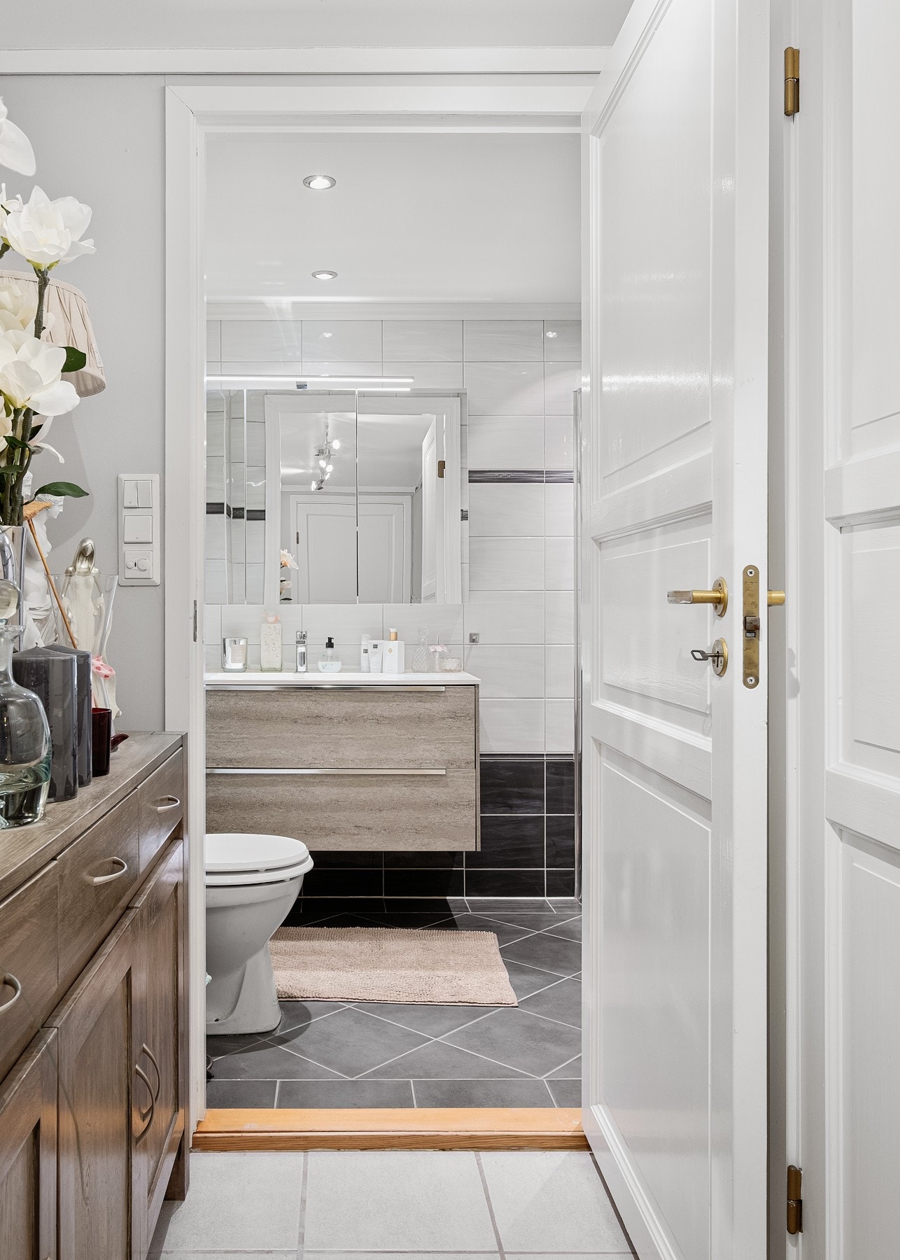 Bad i underetasje Galleribilde